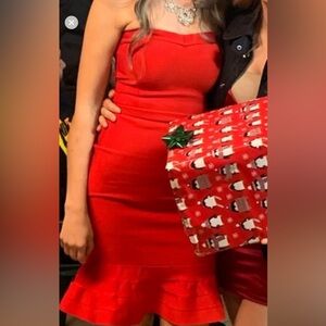 HOUSE OF CB FABRIZIA BANDAGE FLUTED-HEM DRESS IN RED